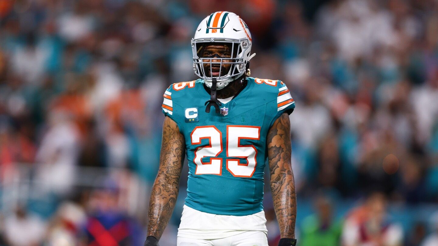 Dolphins to cut Xavien Howard