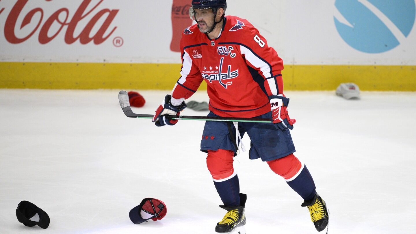 Hat trick puts Alex Ovechkin 13 away from breaking Wayne Gretzky's NHL career goals record