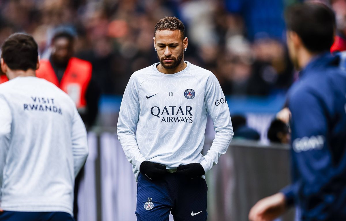 PSG : Manchester United est-il prêt à recruter Neymar cet été ?