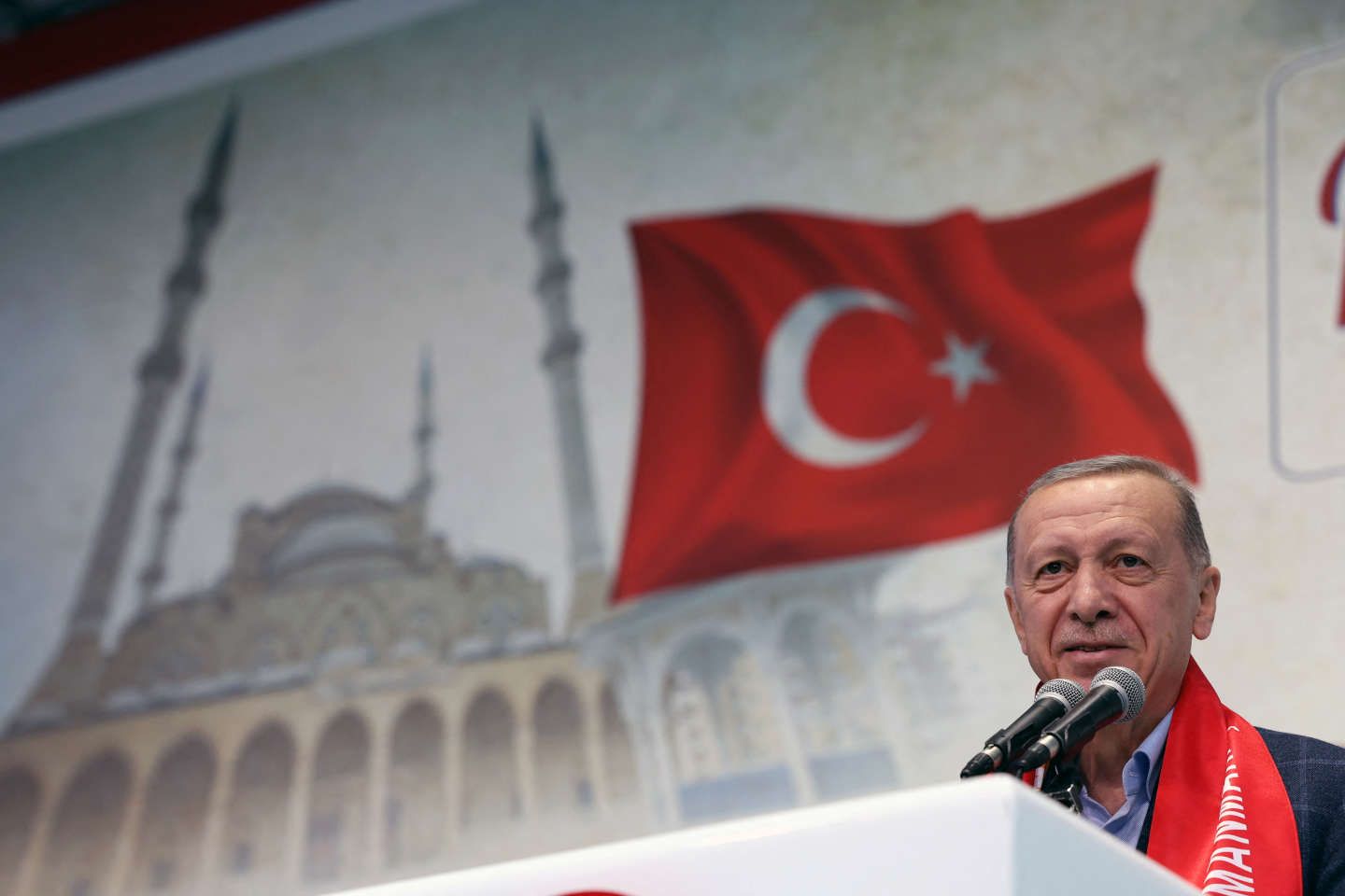 Elections en Turquie : " Erdogan a gagné sur le terrain du nationalisme plus que sur celui de l’islamisme "