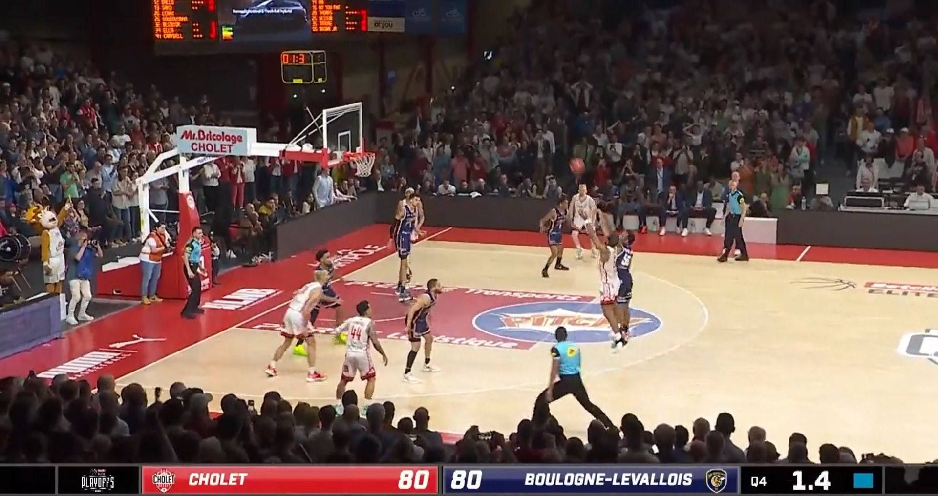 [Vidéo] L'incroyable buzzer beater de Dominic Artis (Cholet) contre les Metropolitans