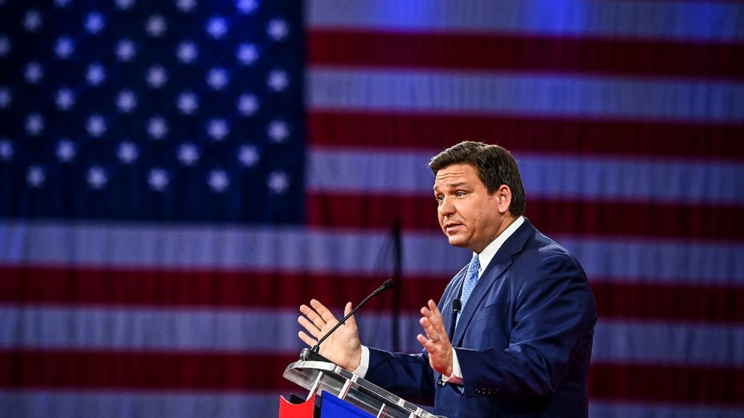 Etats-Unis : Ron DeSantis va annoncer sa candidature à la présidentielle mercredi lors d'un échange avec Elon Musk