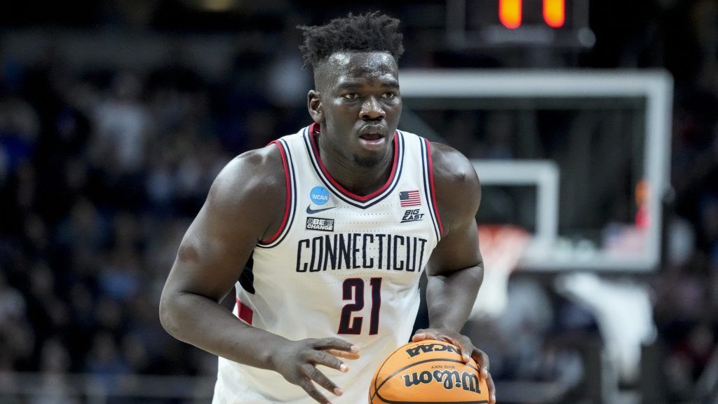 UConn's Adama Sanogo not selected in NBA Draft, likely to sign with team as free agent