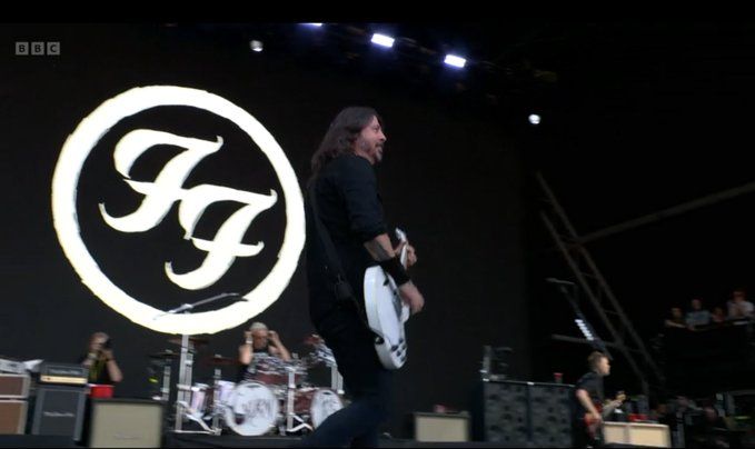 Foo Fighters Play Surprise Glastonbury Set As The Churnups