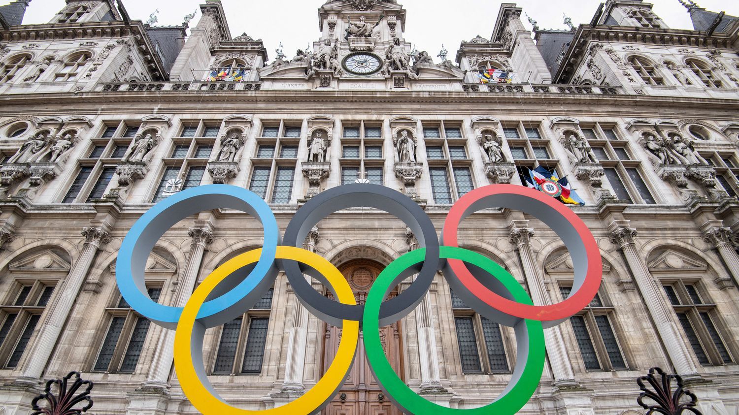 Paris 2024 : regardez si le parcours de la flamme olympique passera près de chez vous grâce à notre moteur de recherche