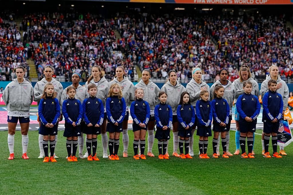 Fans blast USWNT over silence during national anthem at World Cup