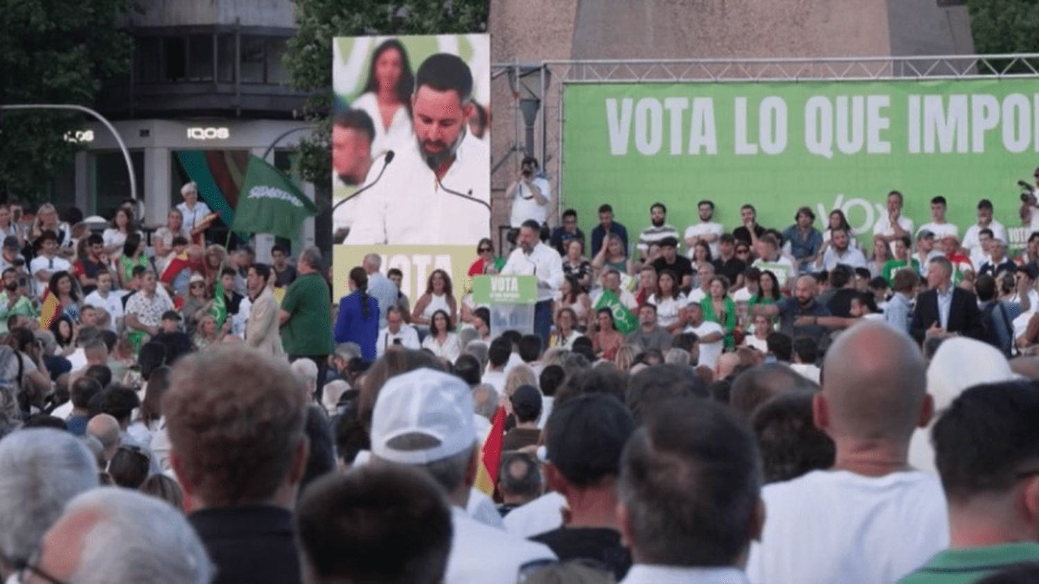 Élections législatives en Espagne : la droite du Parti populaire en tête dans les premières estimations