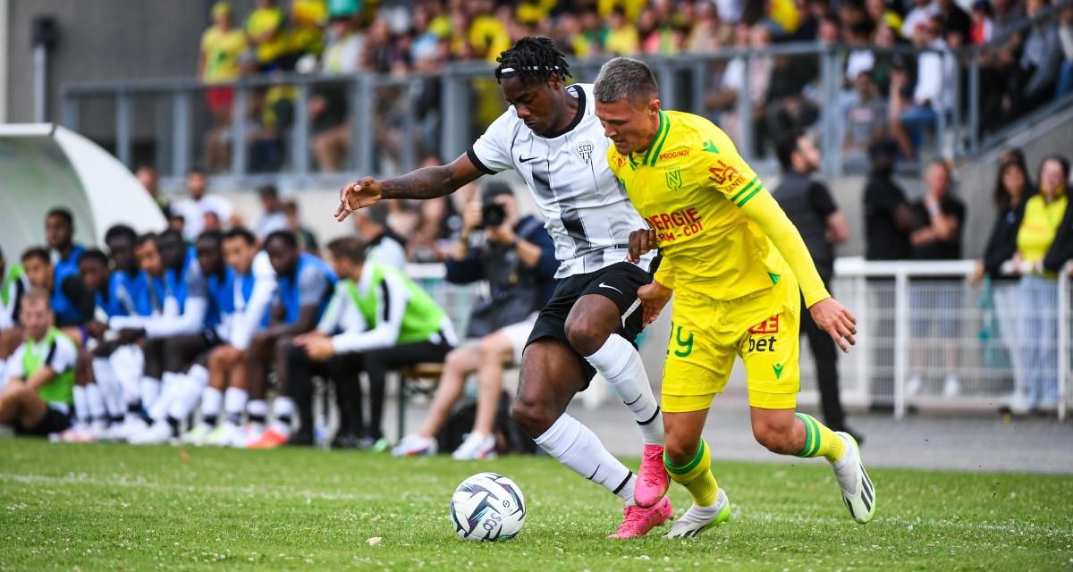 FC Nantes - Angers : les Canaris s'imposent de justesse, un bel hommage rendu à Budzynski