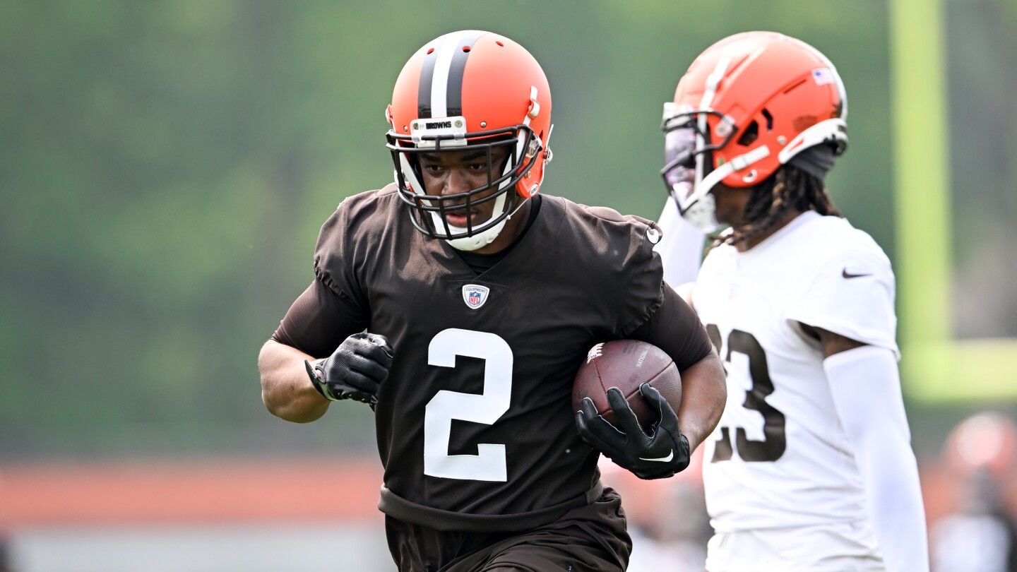 Browns: Amari Cooper's early exit from practice unrelated to core muscle surgery