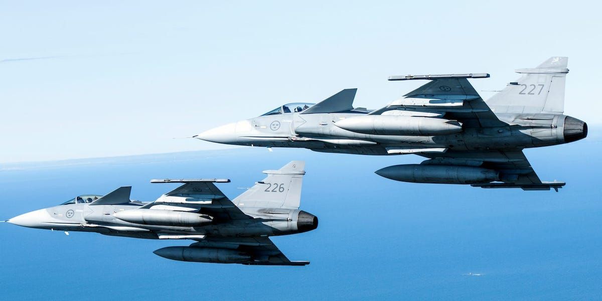 Ukraine Is Asking for F-16s but Is Also Looking at Sweden's Gripens