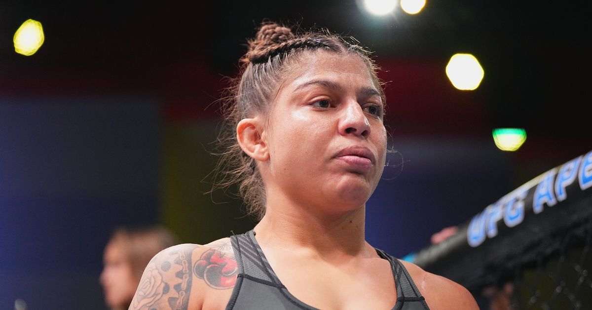 Mayra Bueno Silva responds to Julianna Pena’s cheating accusations: ‘Your coach will have to throw the towel in the octagon’