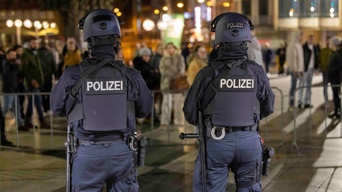 Allemagne : plusieurs morts et des blessés dans une attaque au couteau lors d’un festival à Solingen