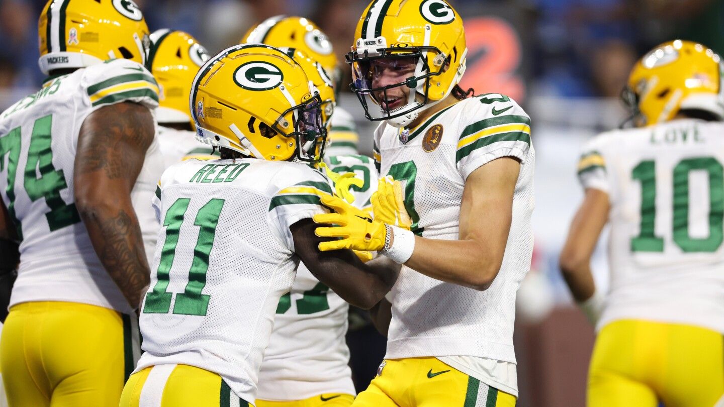 Packers up 20-6 after fumble return TD in first quarter