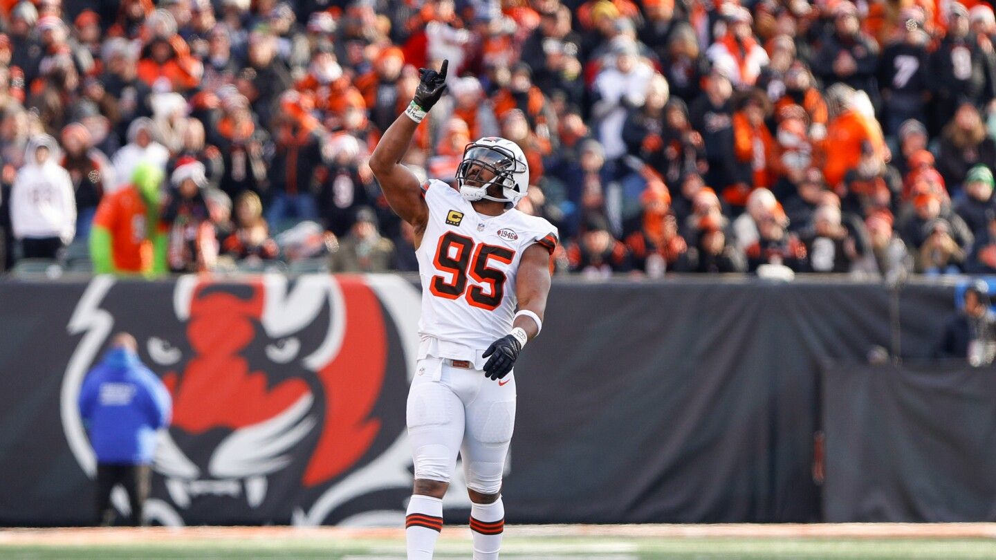 Myles Garrett becomes youngest player in NFL history to reach 100 career sacks