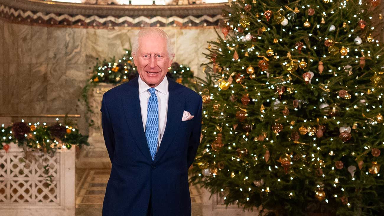 Le roi Charles III enregistre son discours de Noël dans une chapelle d'hôpital symbolique