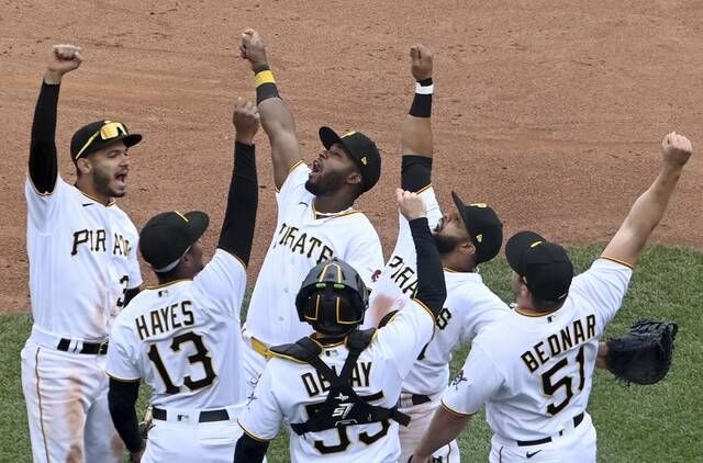 1st-place Pirates are hottest team, biggest story in baseball