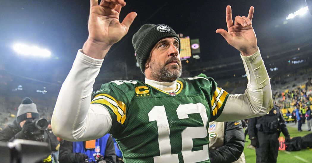 Jets Trade for Aaron Rodgers After Delay