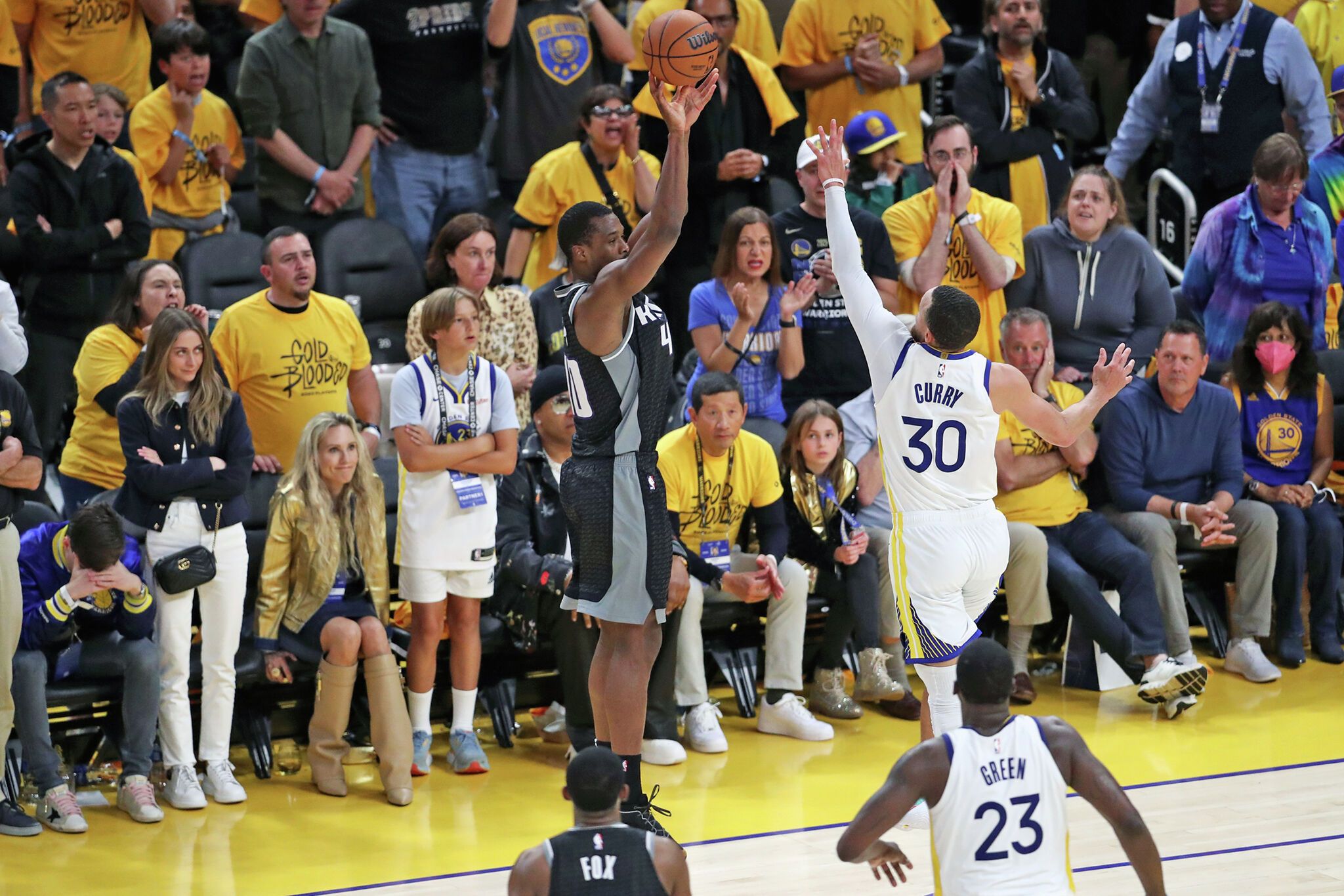 Harrison Barnes' miss had everyone remembering Warriors' worst moment