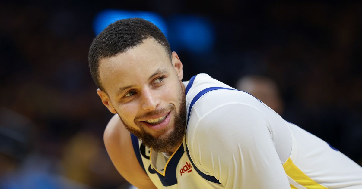 Stephen Curry was saved from making one of the biggest mistakes in NBA Playoffs history