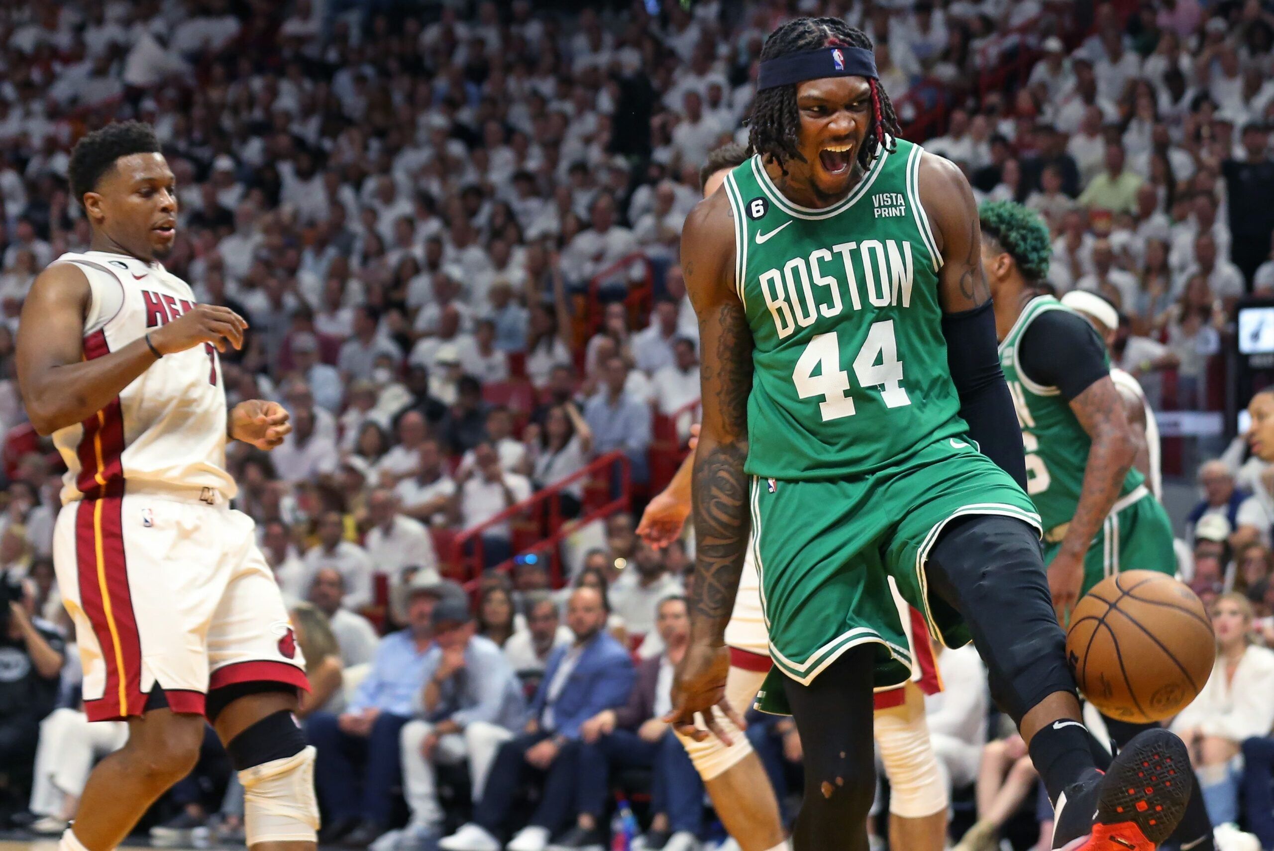 Charles Barkley predicts Game 5 will be a 'cakewalk' for the Celtics