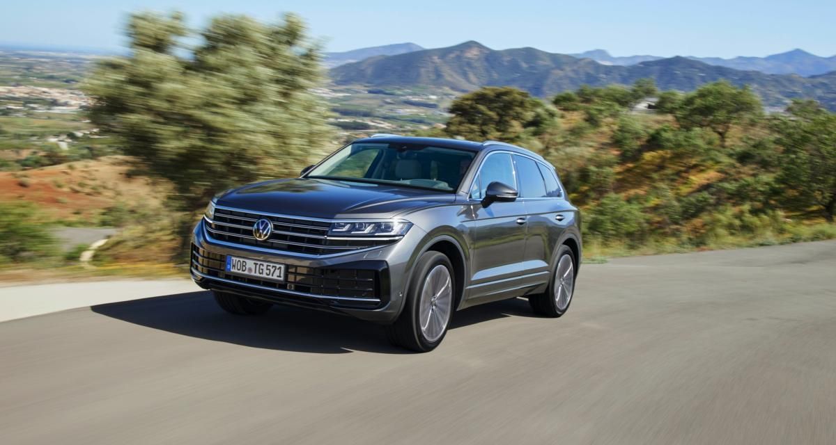 Volkswagen Touareg restylé (2023) : le SUV familial fait évoluer son design