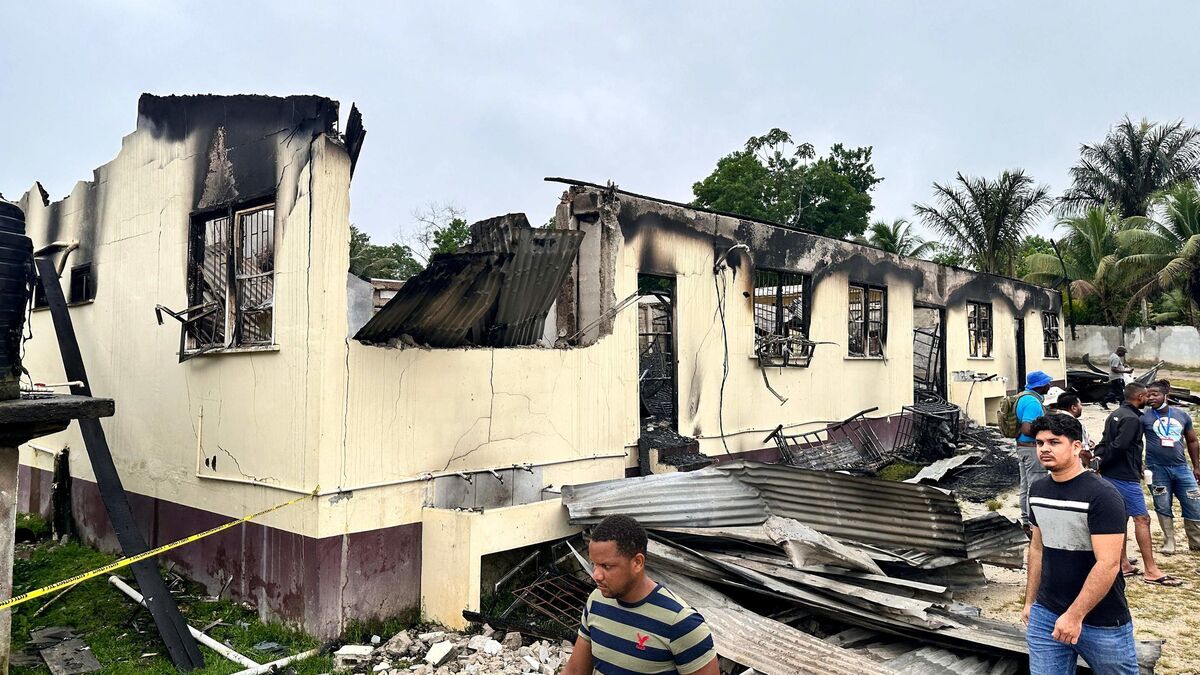 Incendie mortel au Guyana : une élève a mis le feu après confiscation de son portable