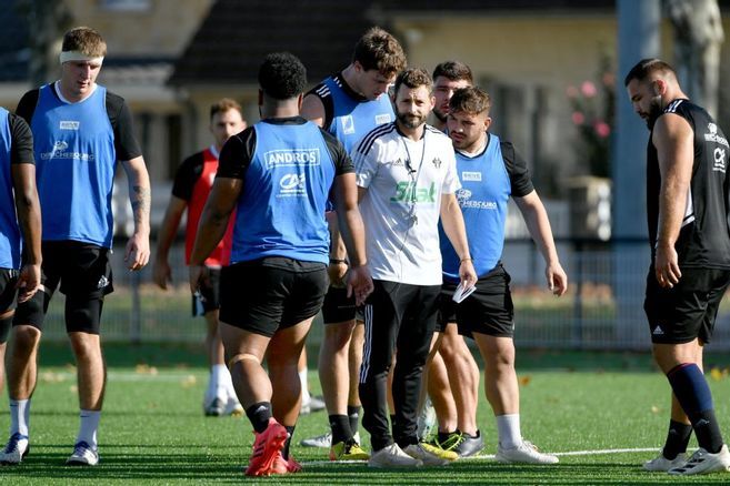 Relégué en Pro D2, le CA Brive était-il contraint de couper une tête dans son staff ? Ecoutez l'épisode 31 de la saison 3 de PodCAB