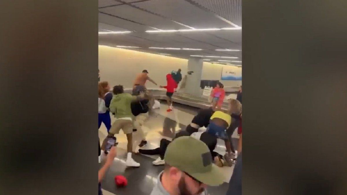 2 Charged as Video Captures Wild Brawl at Chicago’s O’Hare Airport