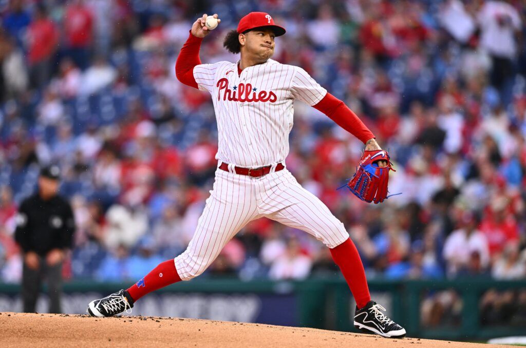 Defensive Mishaps Punish Mets in 5-1 Loss to Phillies