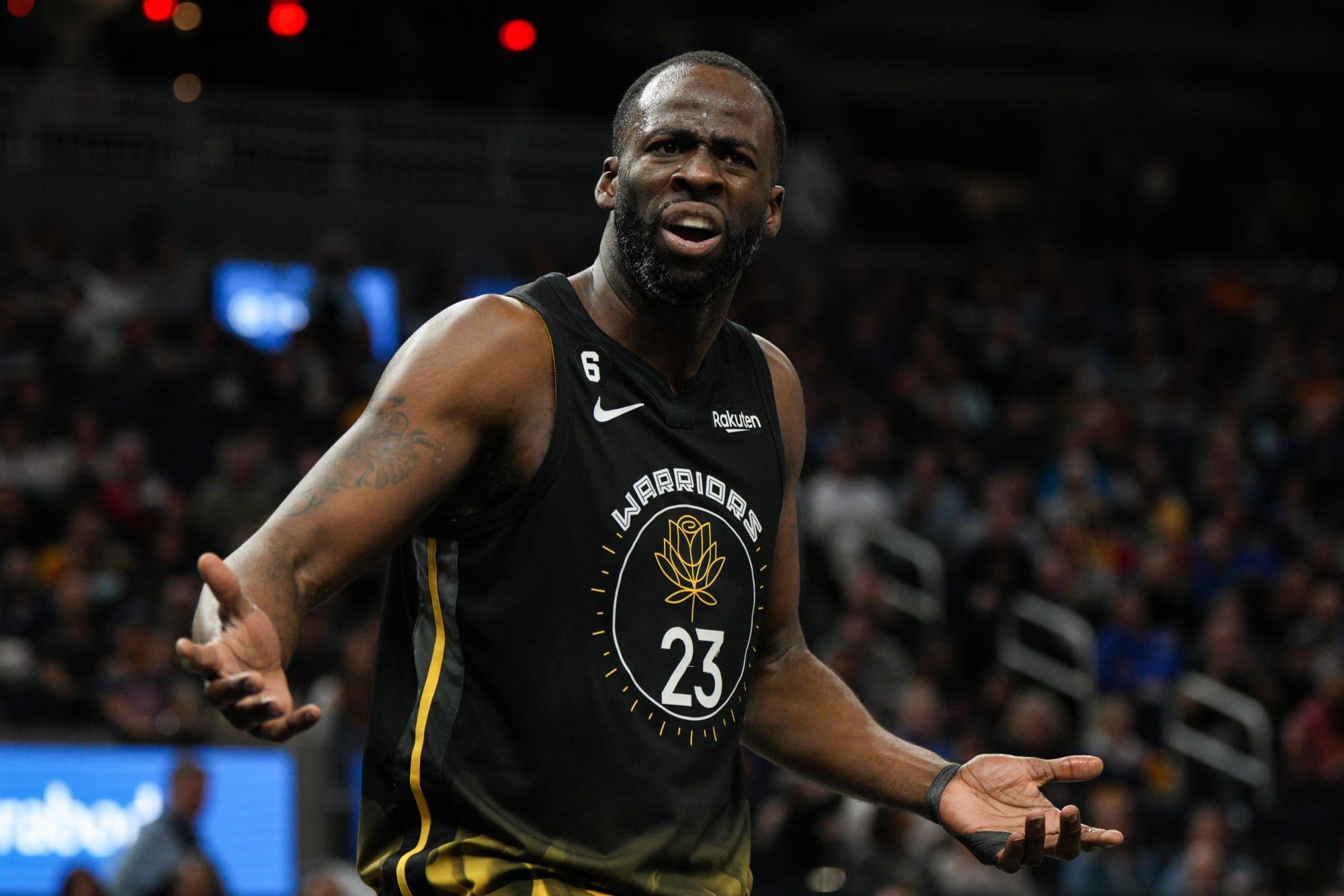 Warriors rival could be clearing cap space to sign Draymond Green