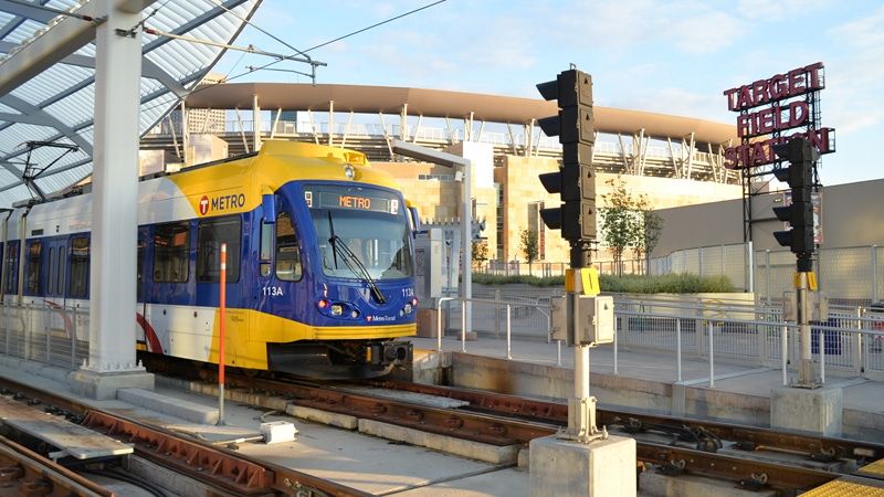 Smooth transit operation amid thousands in downtown Minneapolis