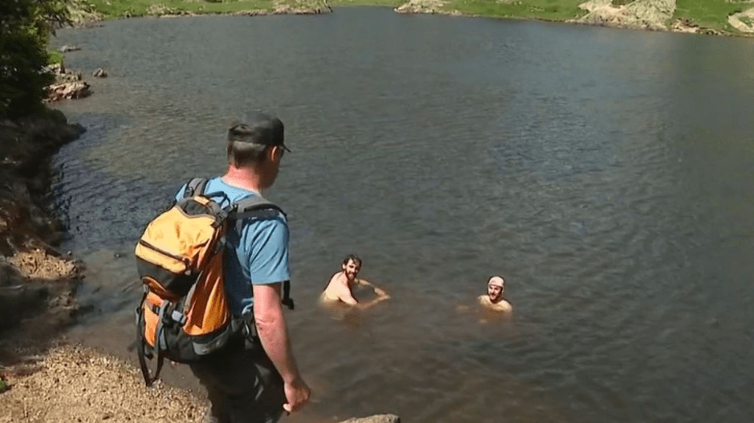 Surtourisme : Chamrousse, un lac de montagne devenu trop fréquenté