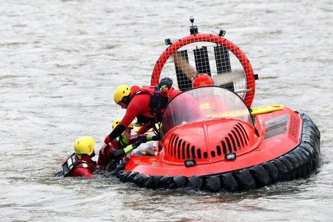 Neuf personnes secourues après avoir chaviré dans la rivière Dordogne en Corrèze