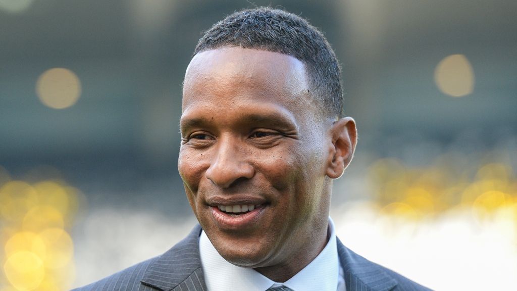 ESPN Soccer Analyst Shaka Hislop Collapses During Live Broadcast