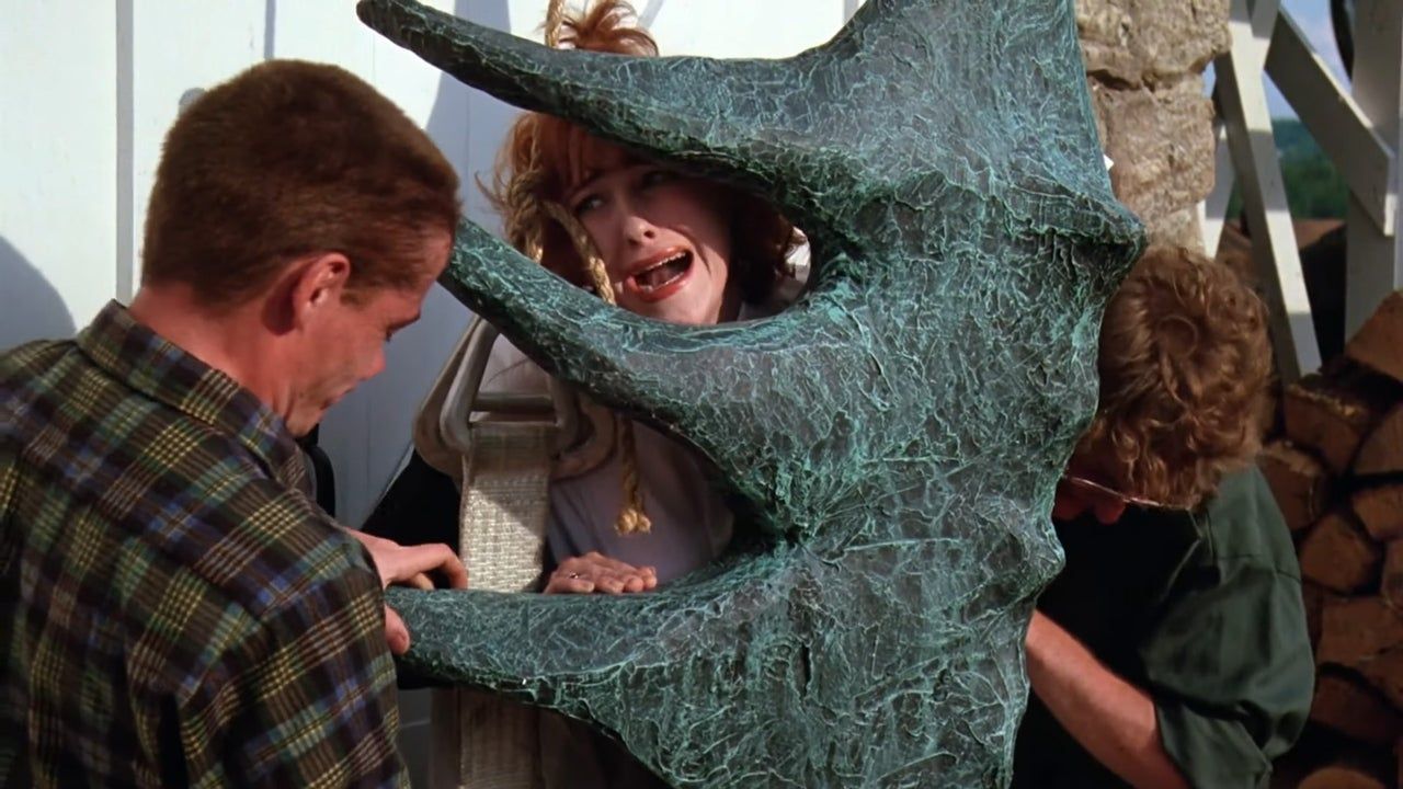 Iconic Beetlejuice Statue Stolen From Sequel Set