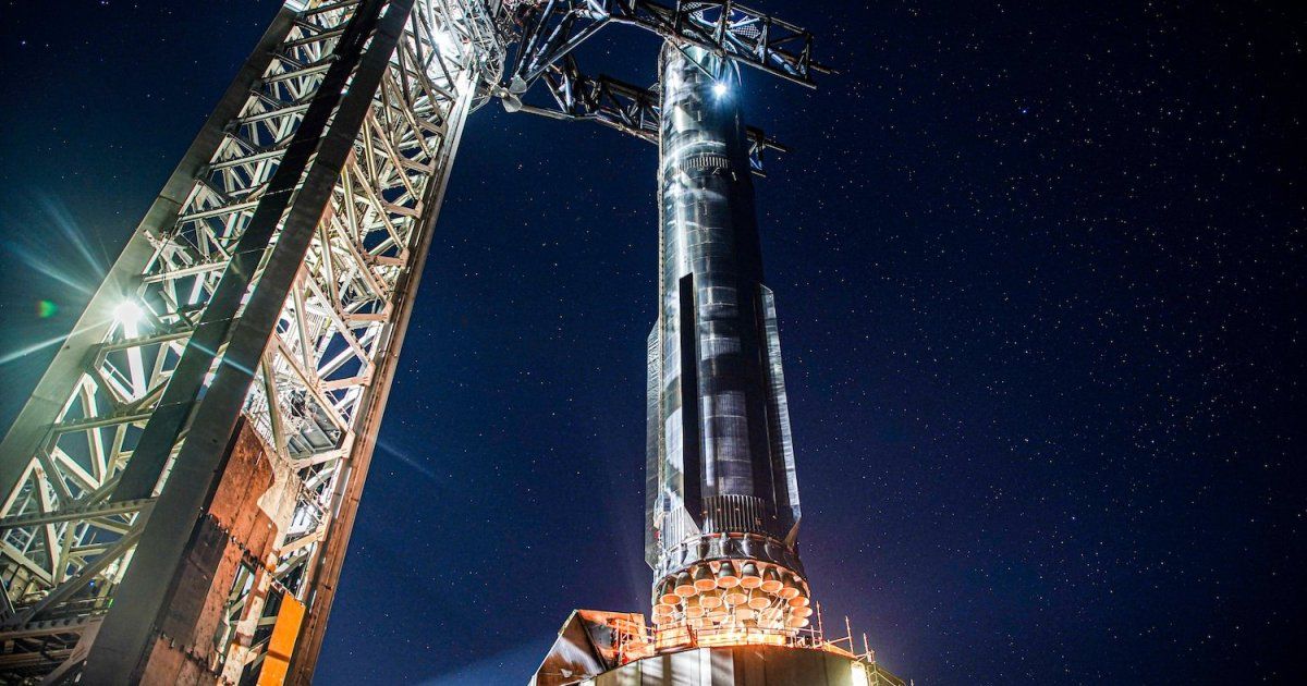 SpaceX shares stunning shot of Super Heavy on launchpad