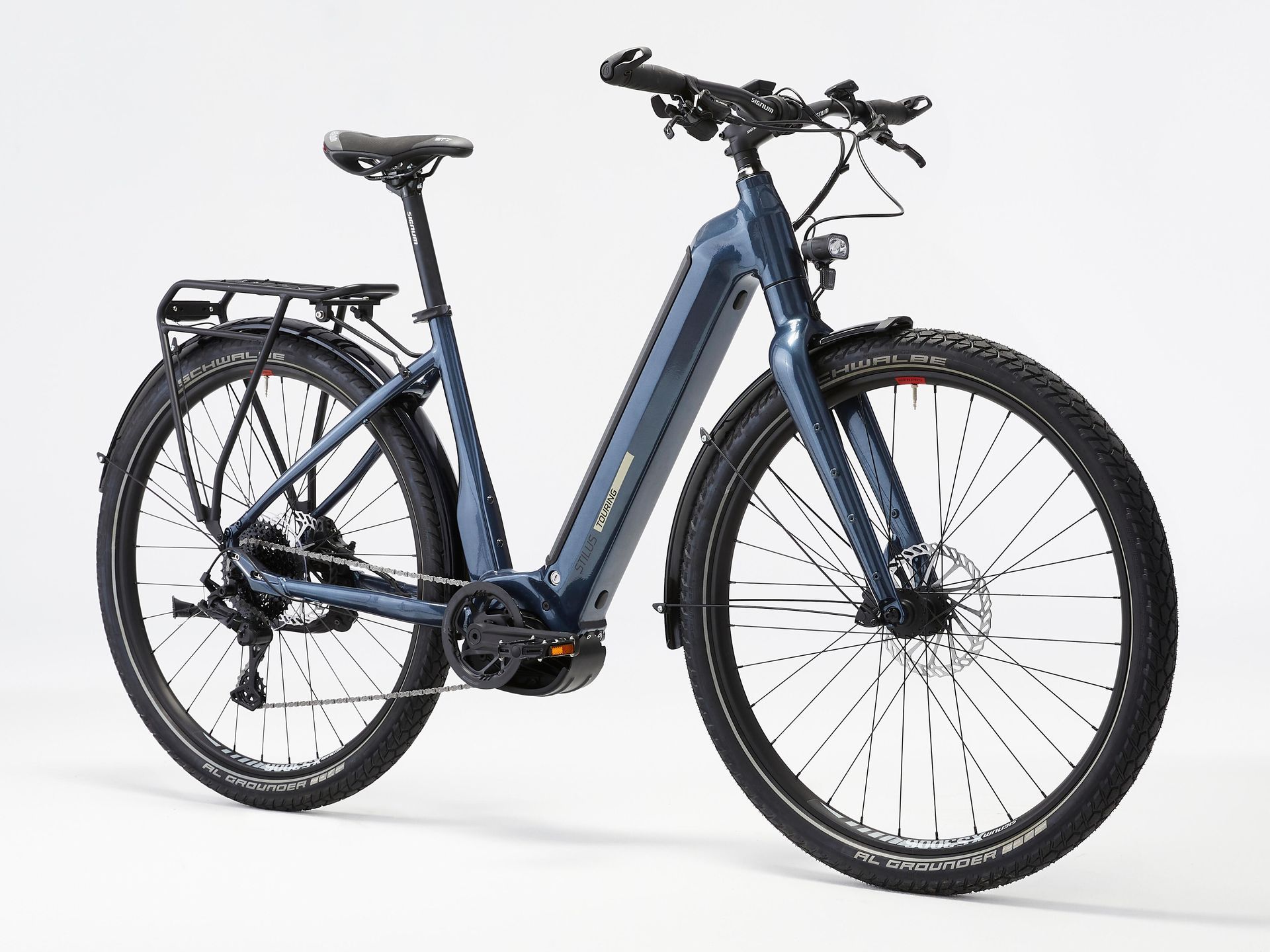 Ce VTC électrique Decathlon goûte à la surpuissance du moteur Bosch, mais il y a un mais