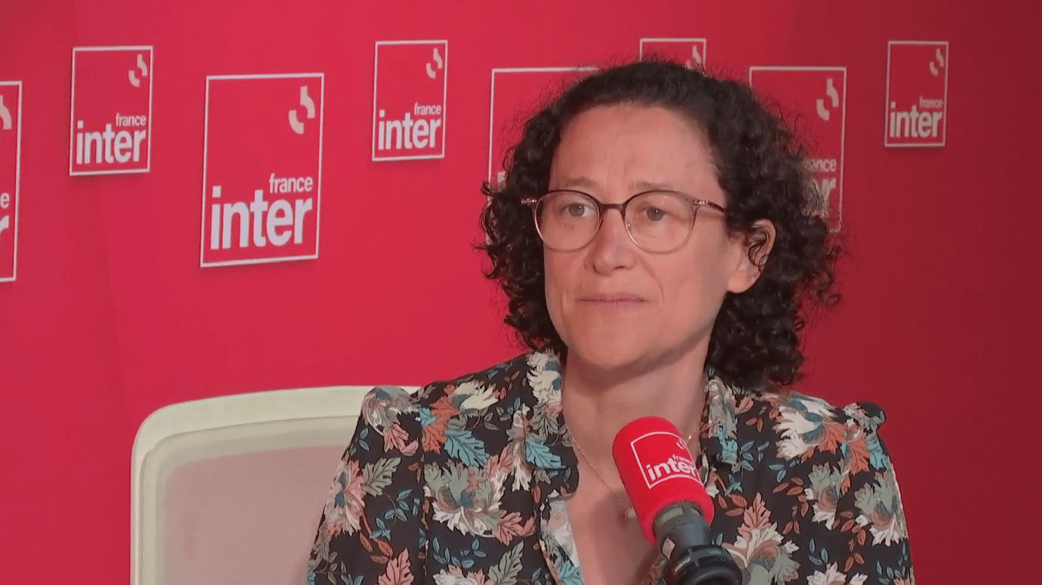 Coût de l'électricité : "Pour les contrats de 2024, les prix seront plus bas", assure Emmanuelle Wargon