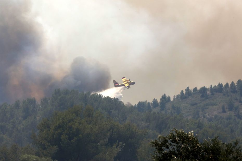 Risques d'incendies : l'article à lire pour comprendre l'alerte rouge déclenchée pour la première fois dans les Bouches-du-Rhône