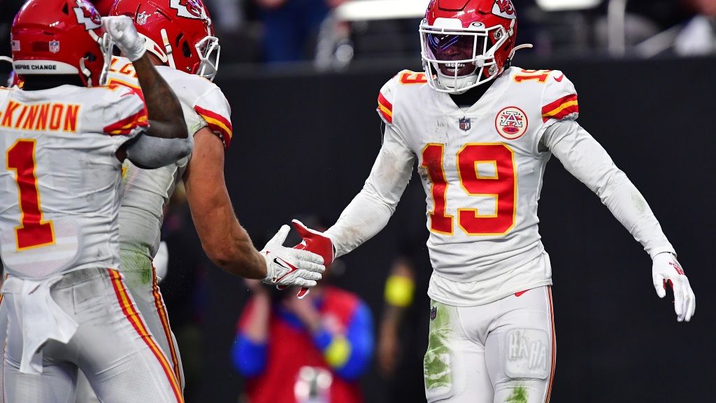 Travis Kelce comments on Kadarius Toney, Chiefs receiver corps