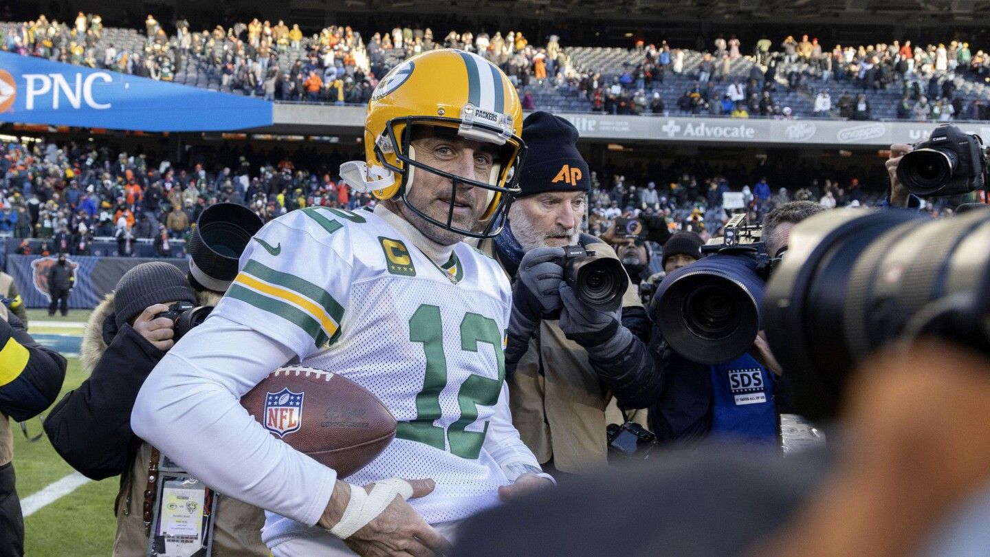 Mark Murphy: We will retire Aaron Rodgers' No. 12 at the appropriate time