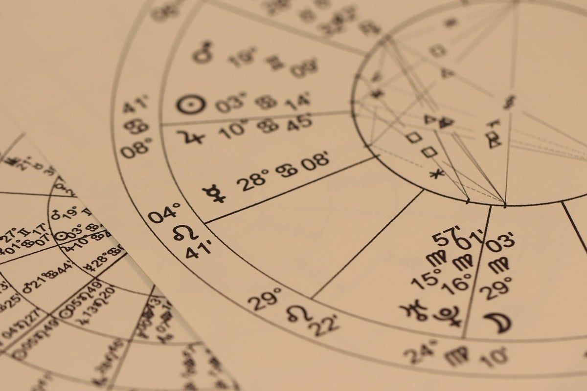 Astrologie 2023 : ce signe qui va prospérer en amour mais souffrir en argent ce 25 juillet