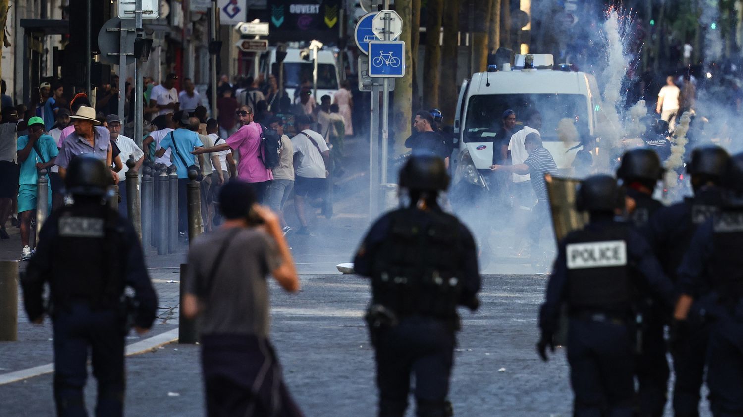 Jeune homme éborgné à Marseille lors des violences urbaines : le directeur du Raid "complice", d'après la plainte déposée pour "violences volontaires"