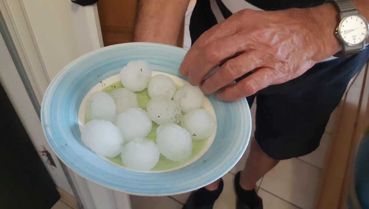 Orage de grêle en Béarn et Bigorre : "on aurait dit qu'on nous jetait des boules de pétanque sur la maison"