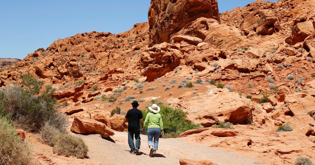 2 Women Found Dead After Going Hiking in Nevada Park