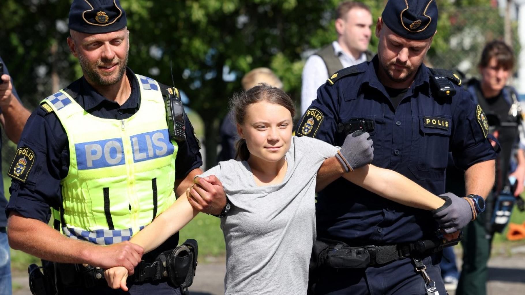 Greta Thunberg arrêtée en Suède pour avoir désobéi à la police, juste après une condamnation pour le même motif