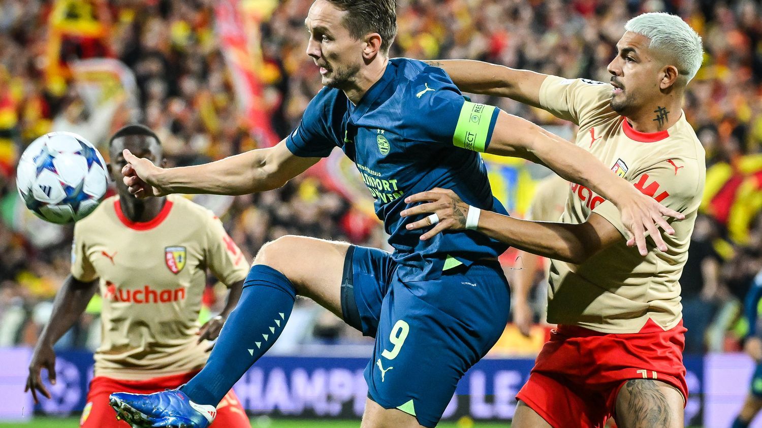 Ligue des champions : Lens se contente du match nul contre le PSV Eindhoven et cède la tête de son groupe