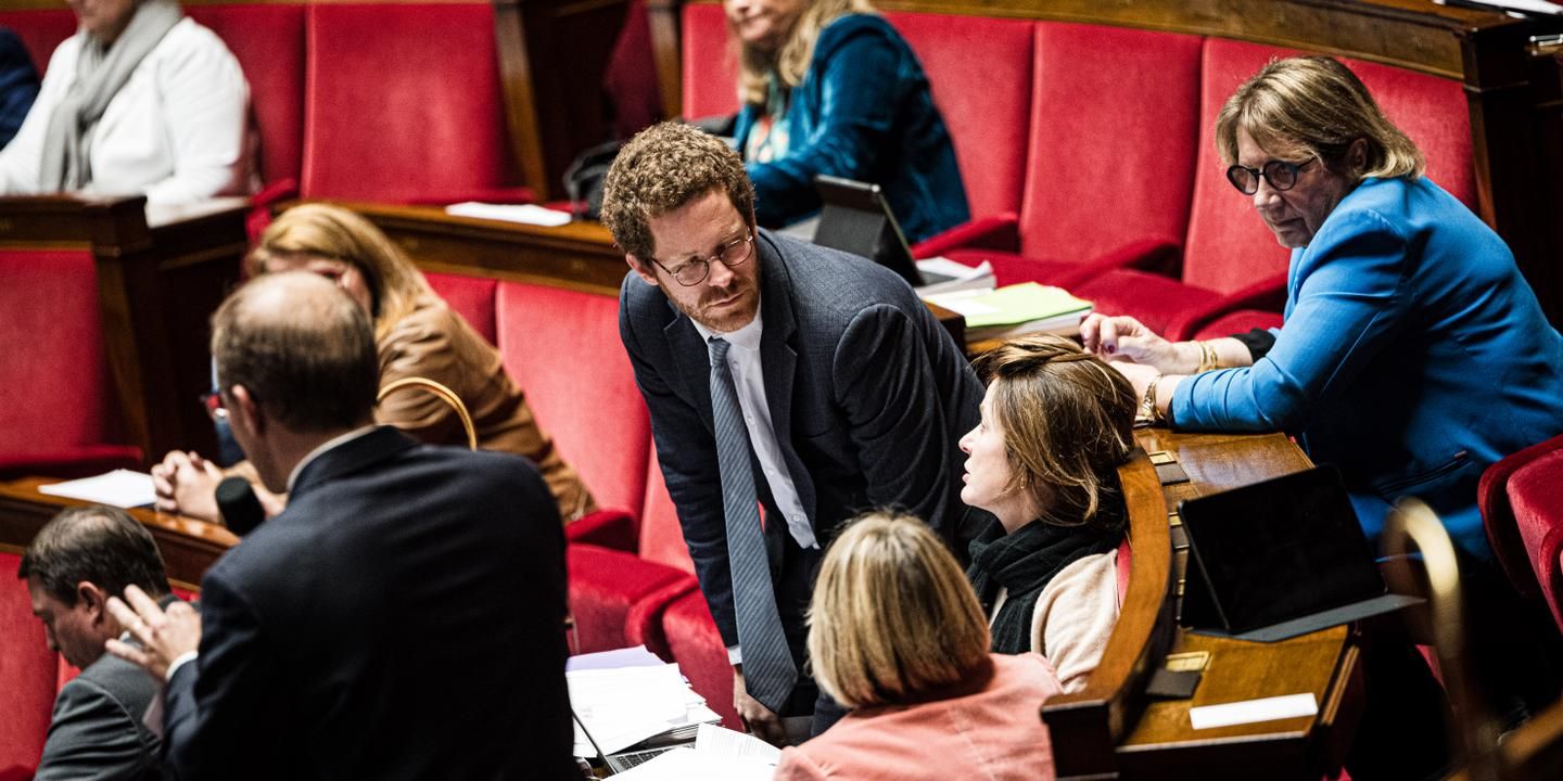 En direct, budget 2025 : la gauche et les macronistes vont retirer des amendements afin d’accélérer les débats