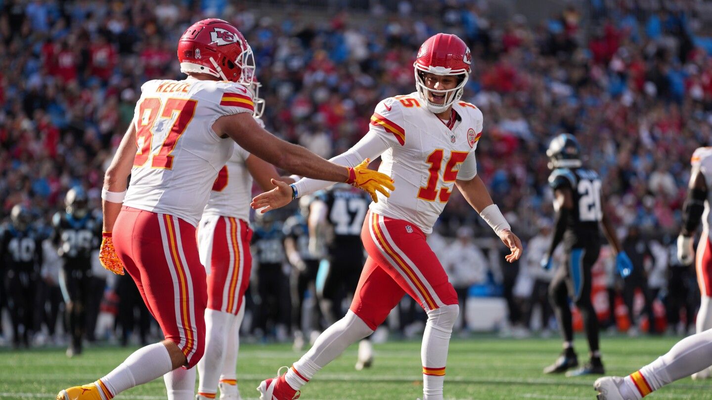 Chiefs survive late burst from Panthers, win 30-27