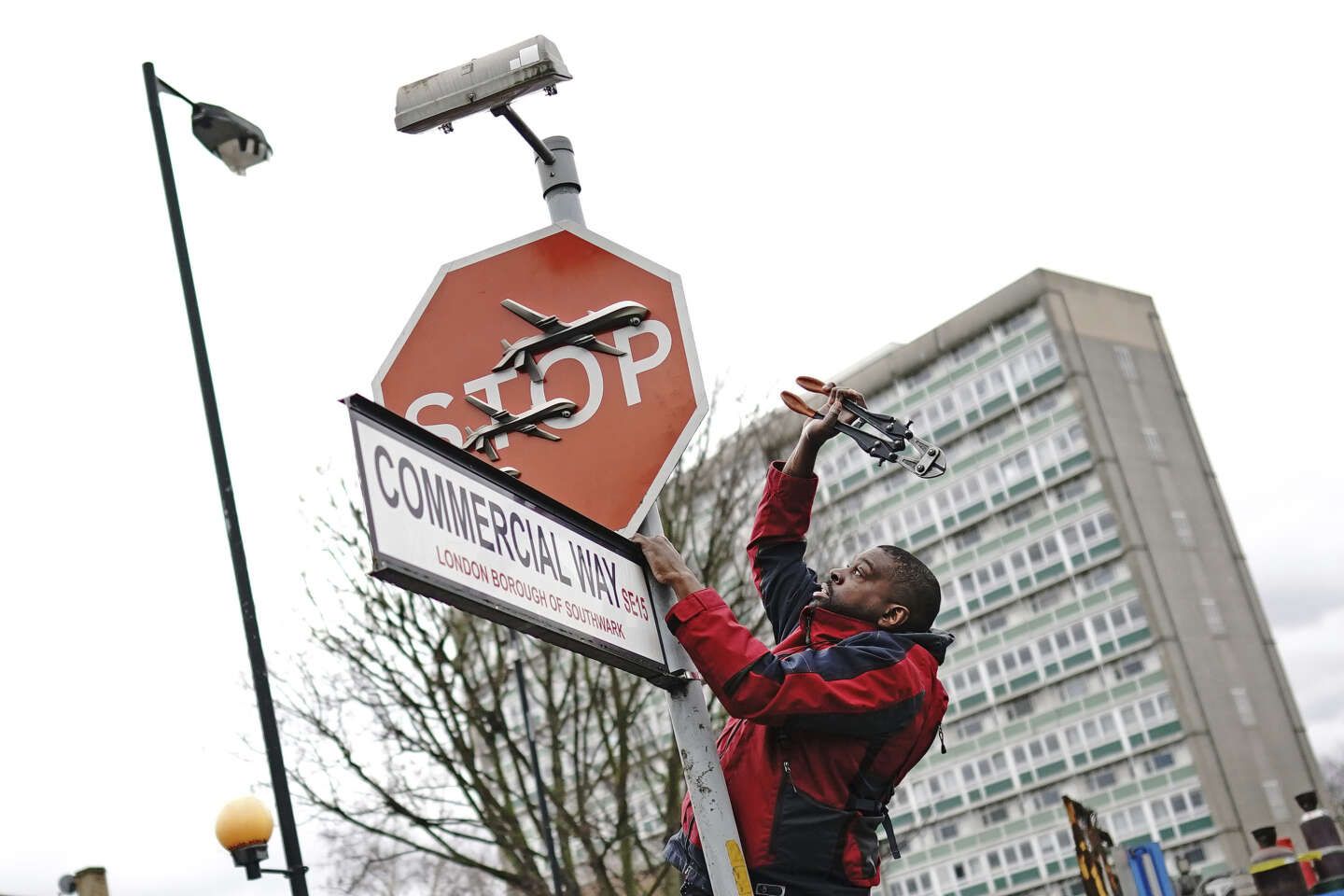 Après le vol d’une œuvre de Banksy à Londres, juste après son dévoilement, deux personnes interpellées